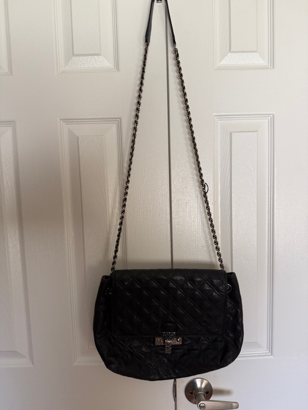 EUC Marc Jacob’s Quilted Black Women's Chain Shoulder Bag